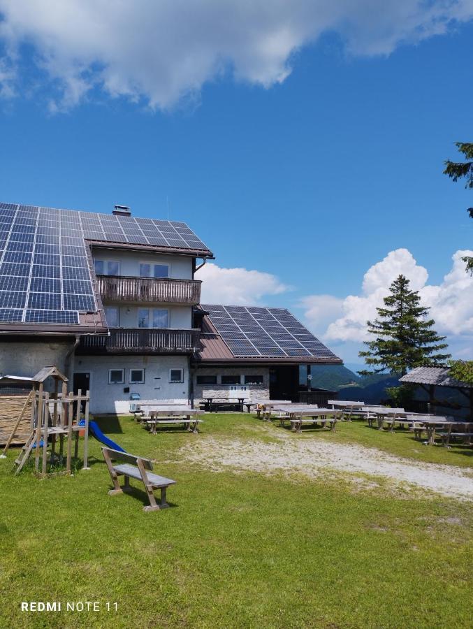 Planinski Dom Vrhe Hotel Trbovlje Buitenkant foto
